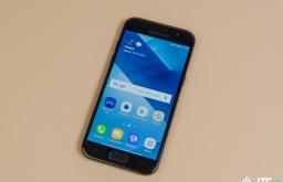 Samsung Galaxy A3 (2017) : un best-seller potentiel, mais cher